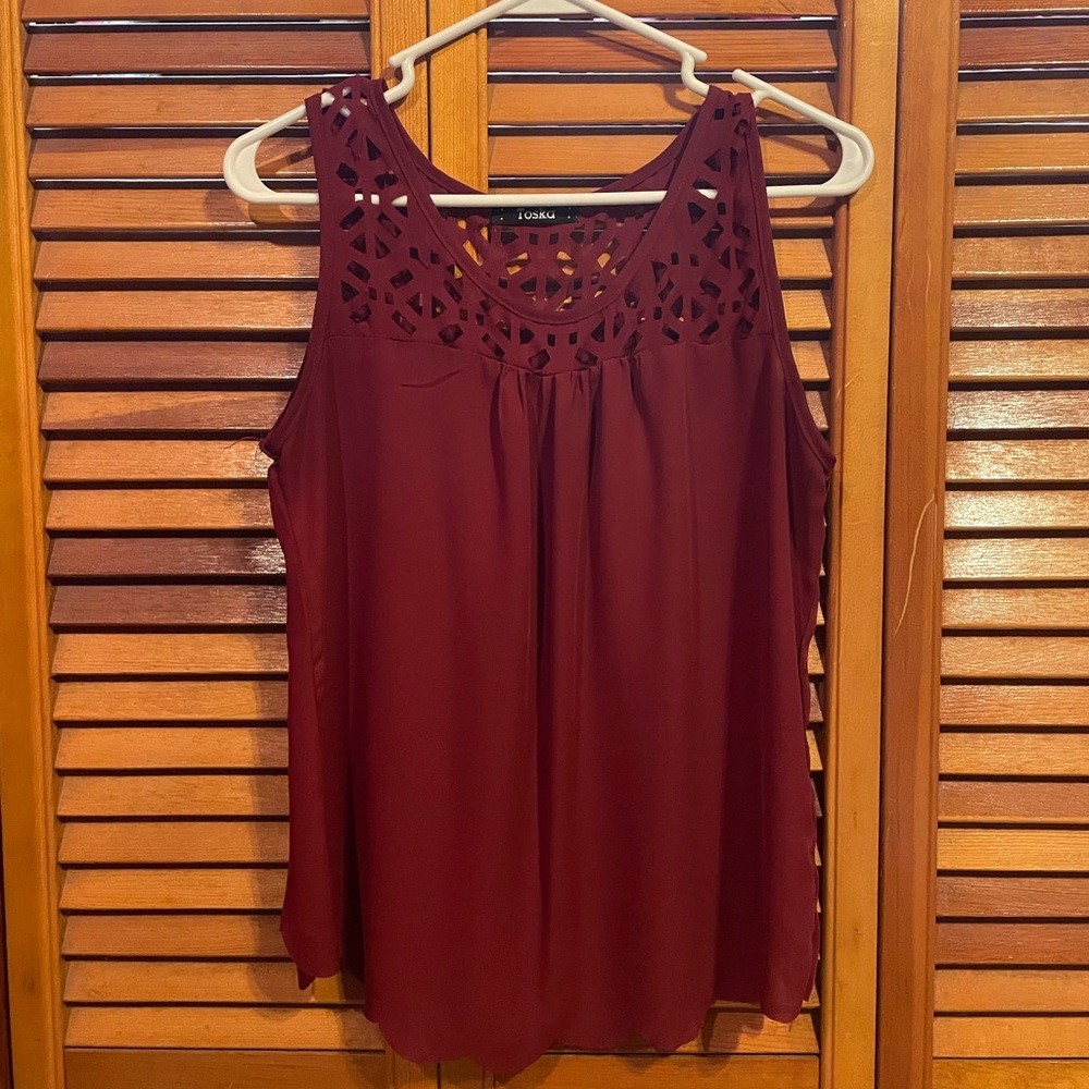 Maroon tank top